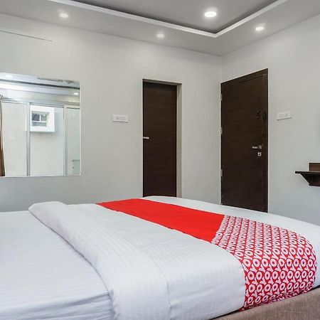 Oyo 16832 Hotel I Suite 2 Mangvadi Exterior foto