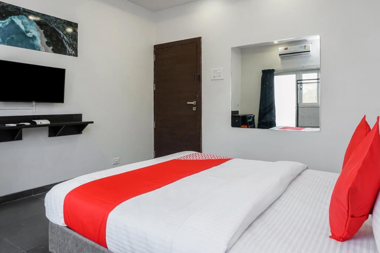 Oyo 16832 Hotel I Suite 2 Mangvadi Exterior foto
